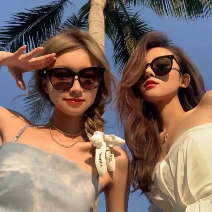 女摄青鬼游埠